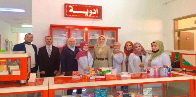 تعد  الصيدلية التدريبية الاولى والوحيدة في كليات واقسام الصيدلة في العراق  وهي خاصة بطلبة قسم الصيدلة في كلية الرشيد الجامعة